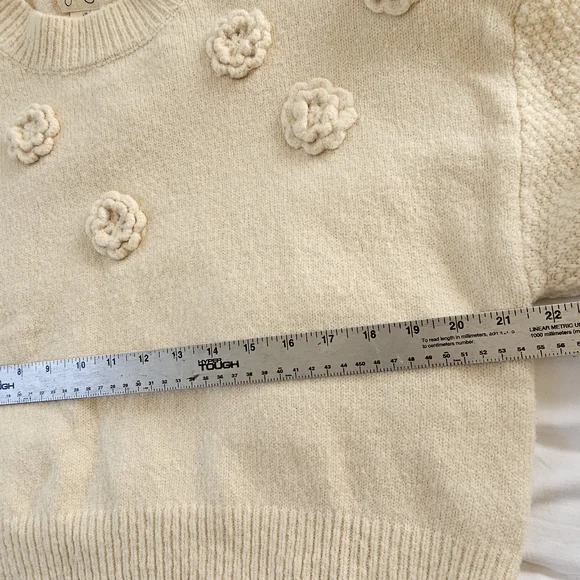 Jessica Simpson Cream Floral Knit Sweater - Picture 2 of 5